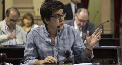 Ya est� en vigencia la adhesi�n a la Ley que beneficia a Clubes de Barrio