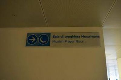 Inauguran sala de rezo para musulmanes en el aeropuerto de Tur�n
