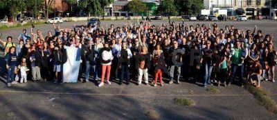 Artistas y trabajadores de la Cultura platense dijeron �Nunca Macri�
