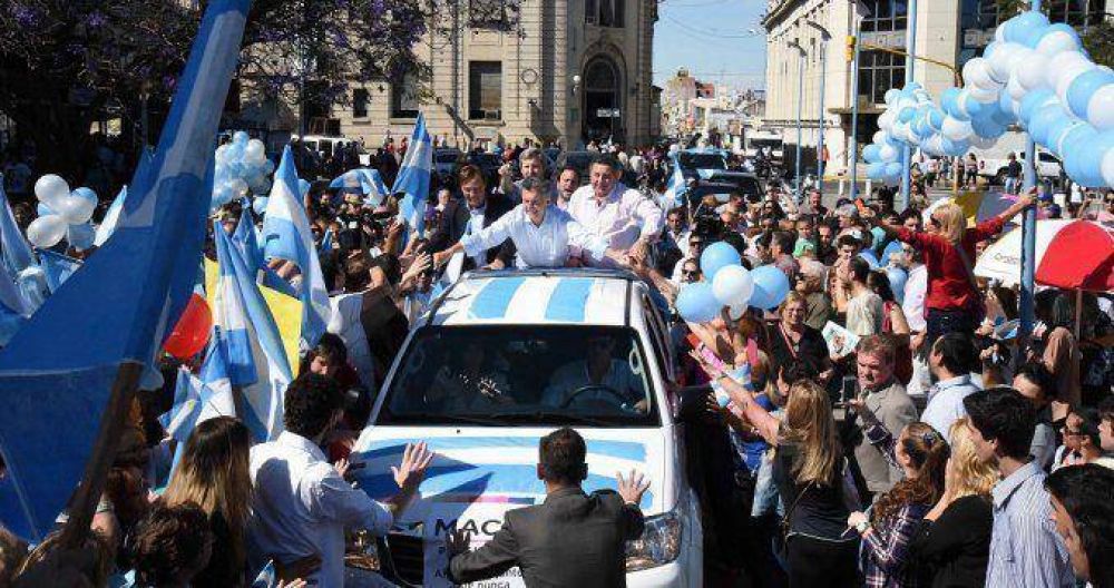Para Macri, la propuesta de Scioli del 82% m�vil 
