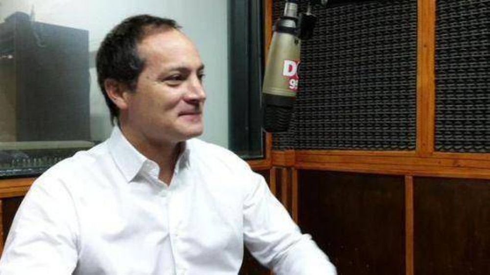 Camau: �la sociedad no le dar� cabida a las intenciones de los que quieren quedarse en el poder�
