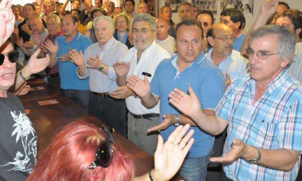 En la vereda de enfrente de De la Sota, gremios cordobeses ratifican apoyo a Scioli