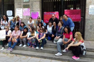 Docentes municipales exigen la regularizaci�n de los aportes a sus obras sociales