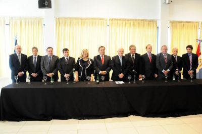 Miguel Lifschitz complet� el gabinete que asumir� el 10 de diciembre