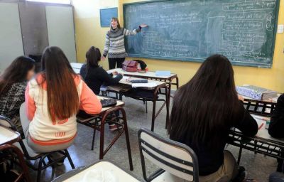 Mendoza invierte $ 25.542 por alumno
