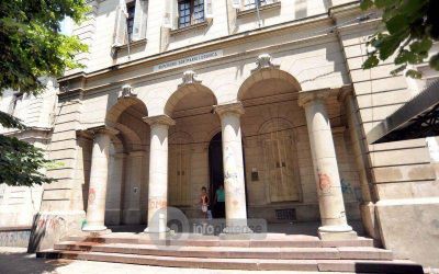 El Hospital de Ni�os suspendi� cirug�as por filtraciones de l�quidos cloacales