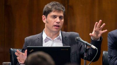 10 de 13 economistas desaprobaron la gesti�n de dos a�os de Axel Kicillof