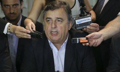Negri afirm� que, si es presidente, Macri gobernar� con DNU
