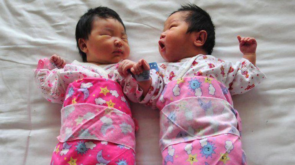 La pol�tica de dos hijos supondr� 30 millones de obreros m�s en China