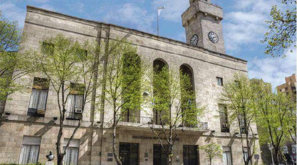 Municipales: La comuna asegur� que solucion� el problema con las obras sociales