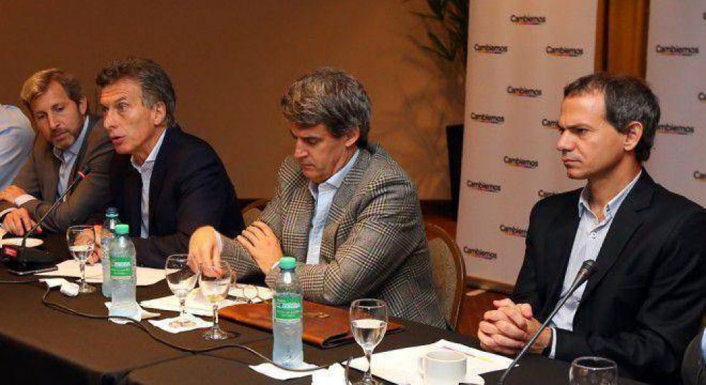 Rumores de Lavagna ministro y pa�os fr�os de Larreta tras el anuncio de Macri de devaluaci�n