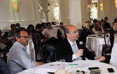 Intendentes electos se reunieron en Tres de Febrero