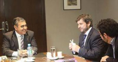 Alfaro afirm� que los sueldos en la capital est�n garantizados