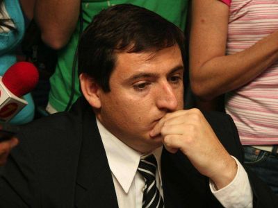 Ediles de la oposici�n quieren suspender a Salgado