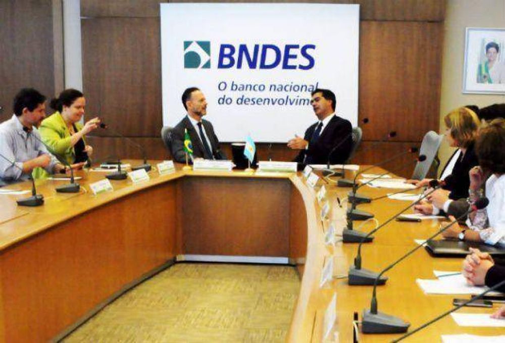 Capitanich acord en Brasil la prrroga del contrato con el BNDES para el financiamiento del acueducto