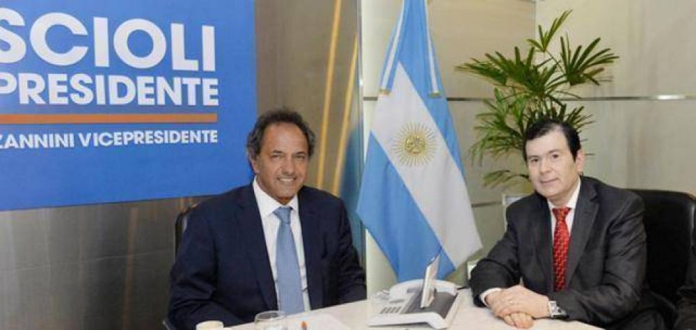 Scioli pidi� esfuerzo final a todos los santiague�os