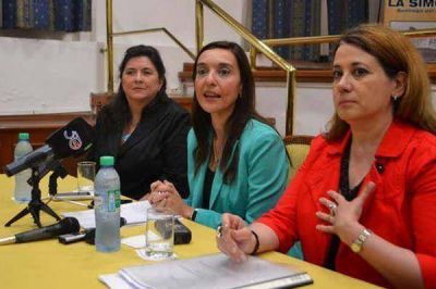 La ministra Nassif cruz� a Bullrich por sus dichos sobre la educaci�n de Santiago