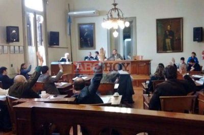 El Concejo aprobar� un aumento del 30% en la tarifa de taxis