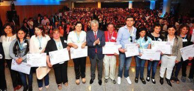El gobernador Poggi entreg� los t�tulos a los primeros egresados del Plan de Inclusi�n Educativa