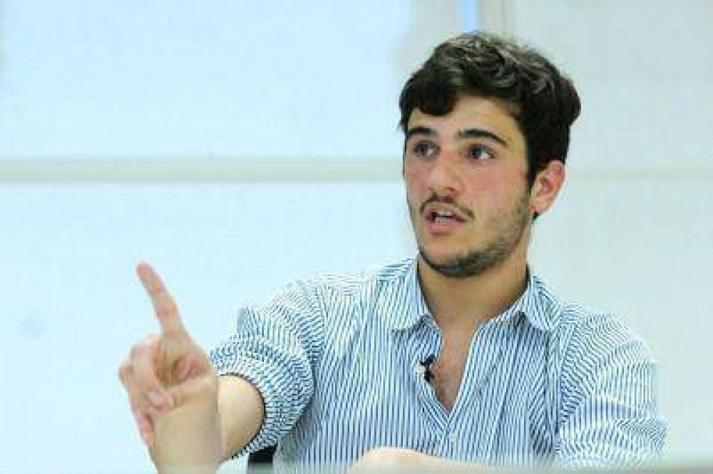 Pedro Robledo: �Est�n generando una campa�a del miedo a trav�s de la mentira�