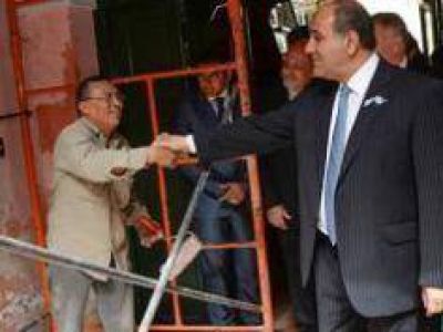 Manzur supervis� el acondicionamiento de salas para el Bicentenario
