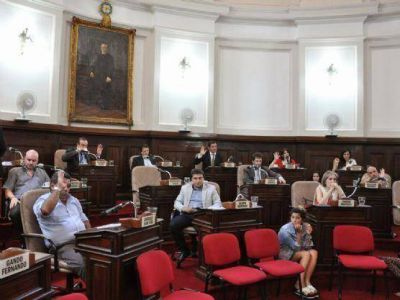Sigue la rosca en el Concejo: El pol�mico proyecto del transporte se tratar� la semana que viene