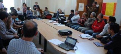 El intendente Melella asegur� que pronto el Municipio contar� con la Ventanilla Unica 