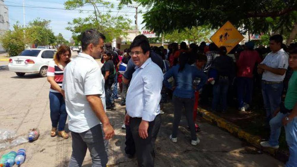 Luego de la firma de un acta de compromiso, abor�genes levantaron la protesta
