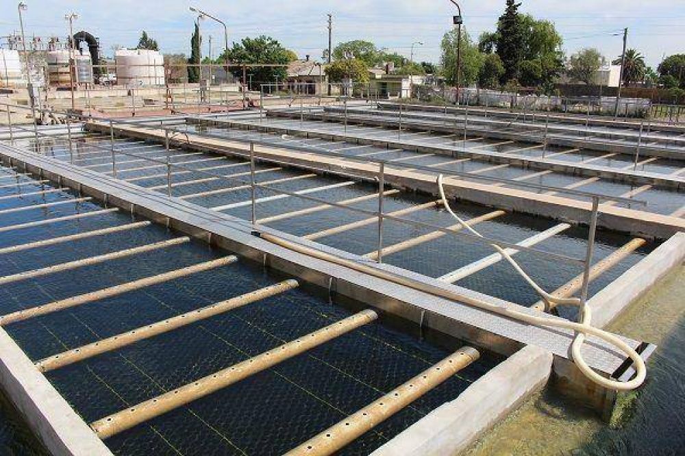 Agua potable: �Pasamos de 18 a 34 millones de litros por d�a�