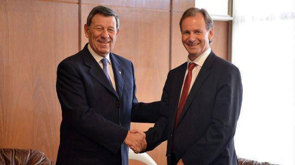 Bordet proyecta una agenda com�n y mantener buenos t�rminos con Uruguay