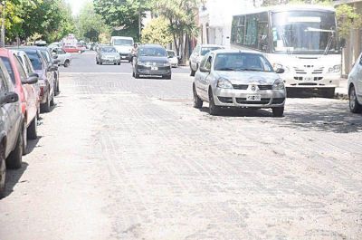 La administraci�n municipal asegura que se completar�n trabajos de pavimentaci�n