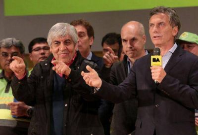 Macri estudia paritarias �en dos tiempos� por el efecto post devaluaci�n