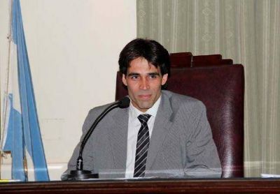 El Intendente electo de Necochea Dr. Facundo L�pez se solidariza con el pueblo franc�s 