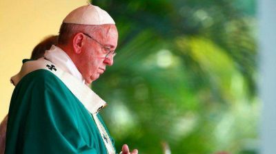 El papa Francisco, sobre el atentado en Francia: 