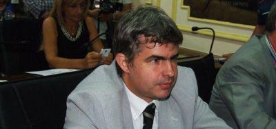 Bursese tambi�n critic� la �campa�a de miedo�