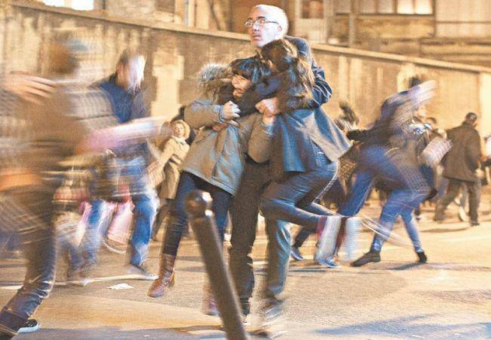 Estado de psicosis y escenas de p�nico en la capital francesa