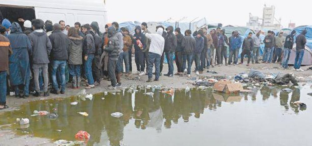 Intentan frenar la ola de estigmatizaci�n de los inmigrantes