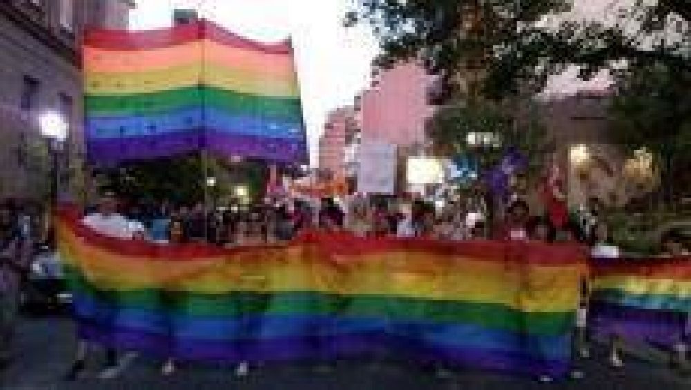 Los tucumanos participaron masivamente de la Marcha del Orgullo LGBT