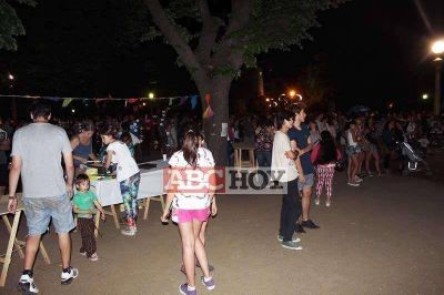 Estudiantes le dijeron �No A Macri� con un Festival en la Plaza Independencia