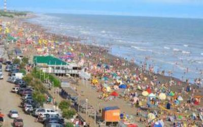Monte Hermoso: Lanzan la temporada estival