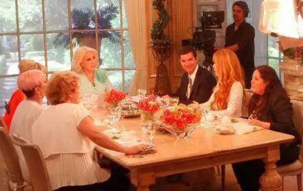 Urtubey en la mesa de Mirtha Legrand