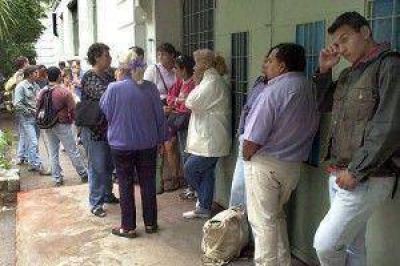 La desocupaci�n descendi� a 5,9% durante el tercer trimestre, nivel m�s bajo en 28 a�os