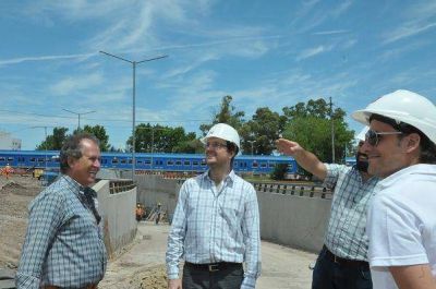 El Municipio avanza en la obra del nuevo t�nel veh�cular de El Palomar