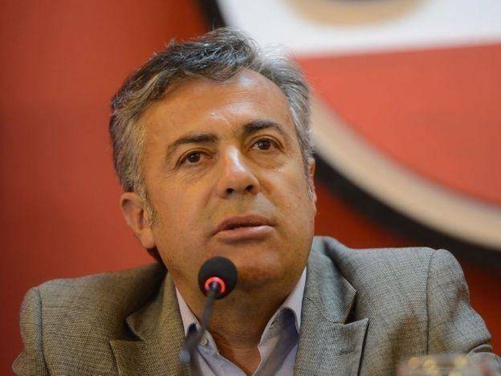 Cornejo convoc� a los gremios a 