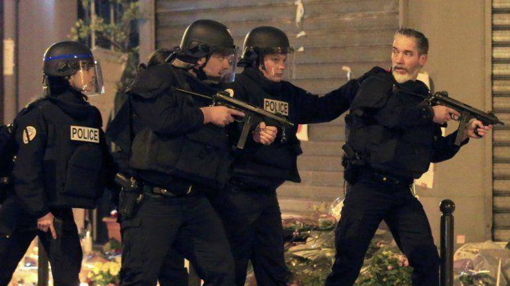 Francia detuvo a 10 sospechosos de terrorismo en 128 operativos