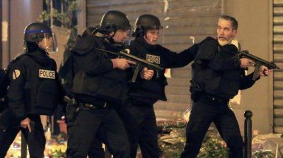 Francia detuvo a 10 sospechosos de terrorismo en 128 operativos
