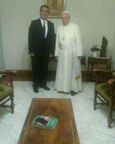Capitanich invit� al Papa Francisco a visitar el Chaco en 2017