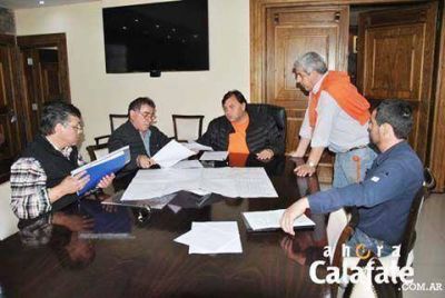 Santana y Belloni firmaron convenio por red de gas