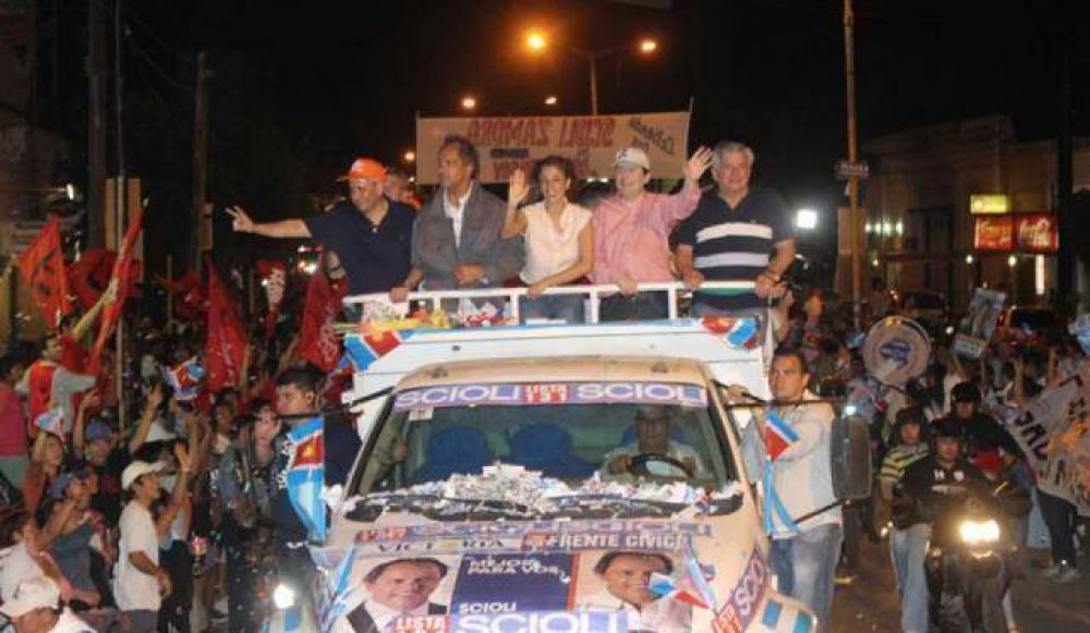 Daniel Scioli revolucion� la �Cuna de Poetas y Cantores�