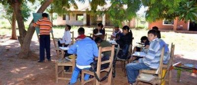Autoridades de la CEP revisan con el Presidente Cartes problemas sociales urgentes